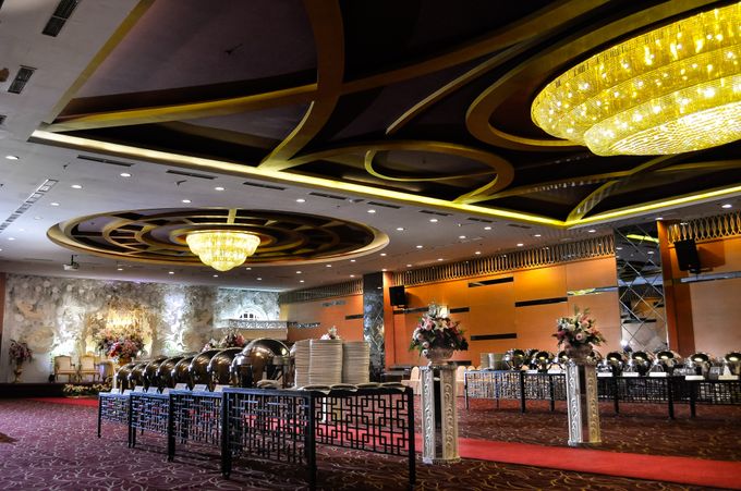 Standing Party Wedding at Angke Restaurant by Angke Restaurant & Ballroom Jakarta - 001 Standing Party Wedding at Angke Restaurant by Angke Restaurant & Ballroom Jakarta - 001