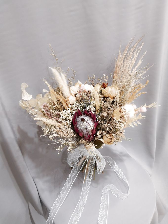 Dried Wedding Bouquet Series by Frisch Florist - 004 Dried Wedding Bouquet Series by Frisch Florist - 004