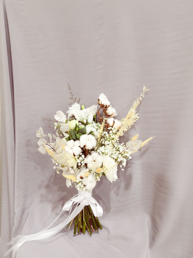 Dried Wedding Bouquet Series by Frisch Florist - 002 Dried Wedding Bouquet Series by Frisch Florist - 002