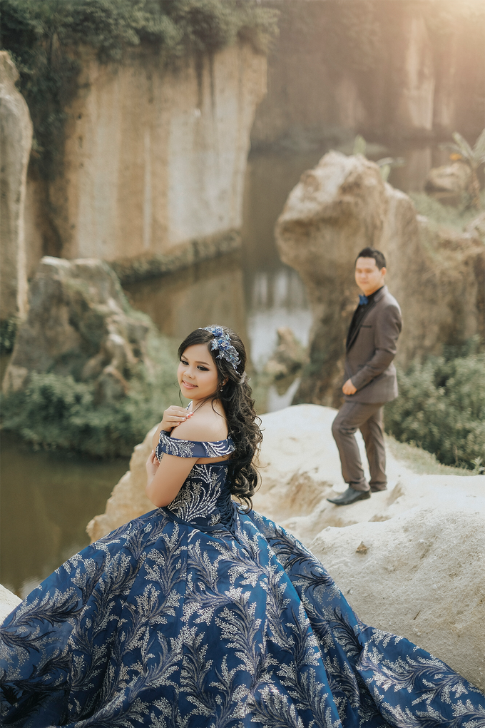 Love journey
Hendry and Sherly by Lavio Photography & Cinematography - 012 Love journey
Hendry and Sherly by Lavio Photography & Cinematography - 012