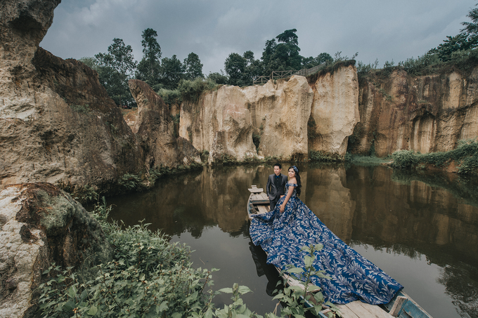 Love journey
Hendry and Sherly by Lavio Photography & Cinematography - 001 Love journey
Hendry and Sherly by Lavio Photography & Cinematography - 001