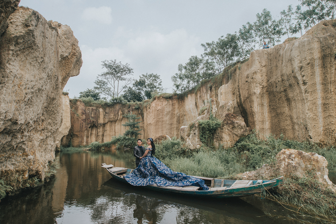 Love journey
Hendry and Sherly by Lavio Photography & Cinematography - 018 Love journey
Hendry and Sherly by Lavio Photography & Cinematography - 018