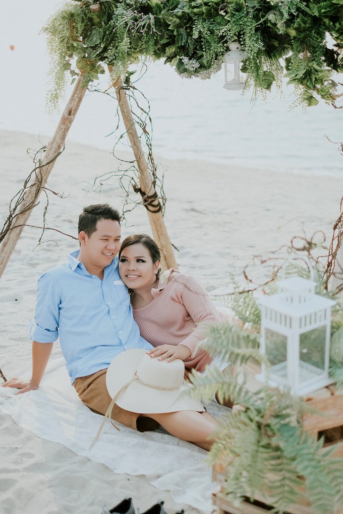 Love journey
Hendry and Sherly by Lavio Photography & Cinematography - 032 Love journey
Hendry and Sherly by Lavio Photography & Cinematography - 032