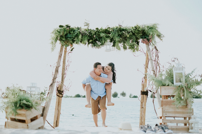Love journey
Hendry and Sherly by Lavio Photography & Cinematography - 031 Love journey
Hendry and Sherly by Lavio Photography & Cinematography - 031