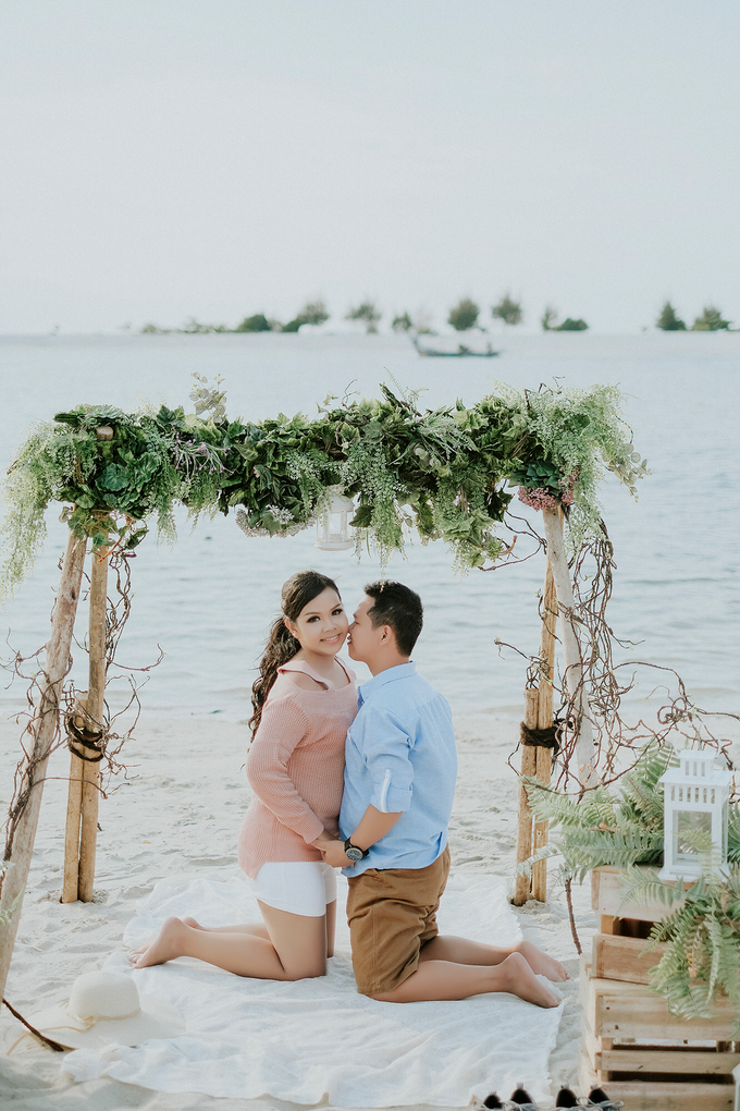 Love journey
Hendry and Sherly by Lavio Photography & Cinematography - 039 Love journey
Hendry and Sherly by Lavio Photography & Cinematography - 039
