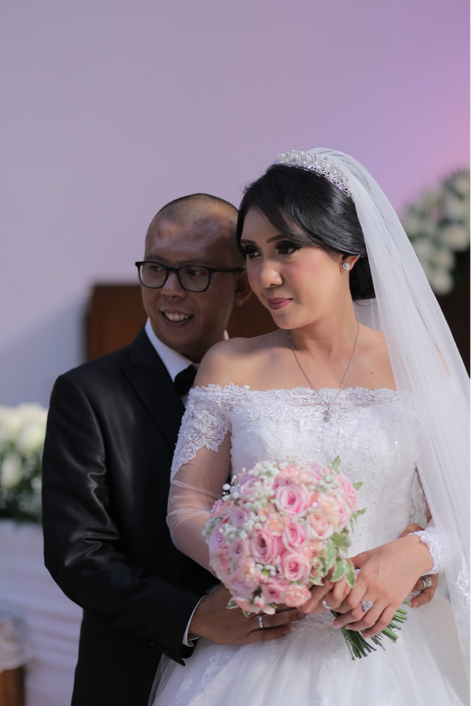 Wedding Day Darman and Sandredee by Thepotomoto Photography - 011 Wedding Day Darman and Sandredee by Thepotomoto Photography - 011