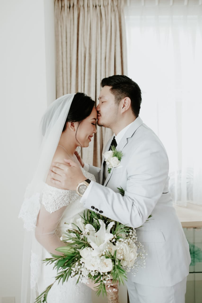 Wedding day Vicky and Cindy by Luminous Bridal Boutique - 008 Wedding day Vicky and Cindy by Luminous Bridal Boutique - 008