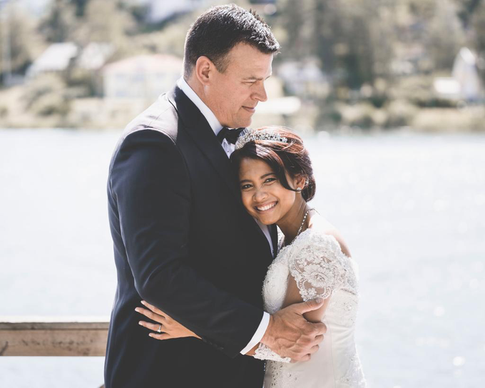 Wedding Day Jess Kindler and Tanty by Luminous Bridal Boutique - 002 Wedding Day Jess Kindler and Tanty by Luminous Bridal Boutique - 002