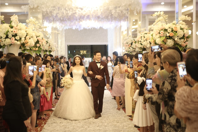 Wedding Day Steven and Yohana by Luminous Bridal Boutique - 012 Wedding Day Steven and Yohana by Luminous Bridal Boutique - 012