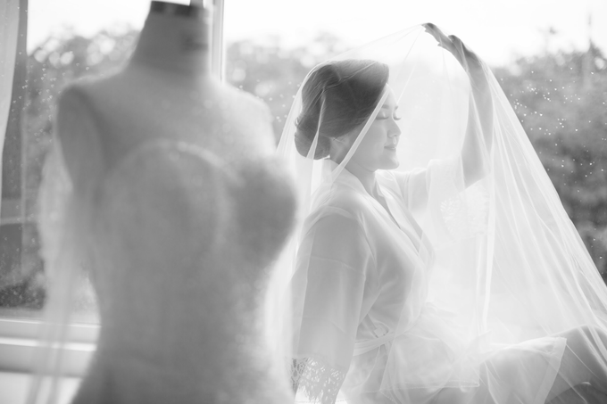 Wedding Day Chyntia and Adi by Luminous Bridal Boutique - 002 Wedding Day Chyntia and Adi by Luminous Bridal Boutique - 002