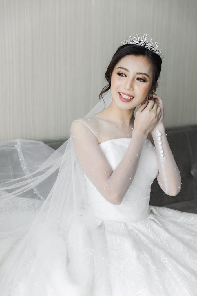 Wedding Day Dirga and Deviani by Luminous Bridal Boutique - 009 Wedding Day Dirga and Deviani by Luminous Bridal Boutique - 009
