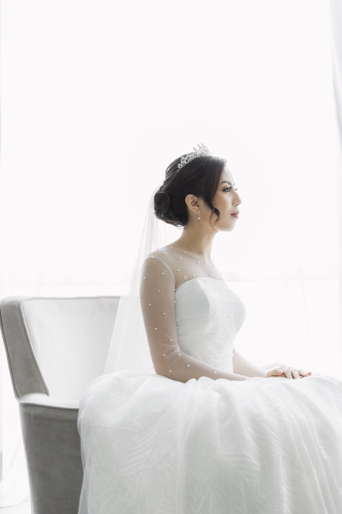 Wedding Day Dirga and Deviani by Luminous Bridal Boutique - 012 Wedding Day Dirga and Deviani by Luminous Bridal Boutique - 012