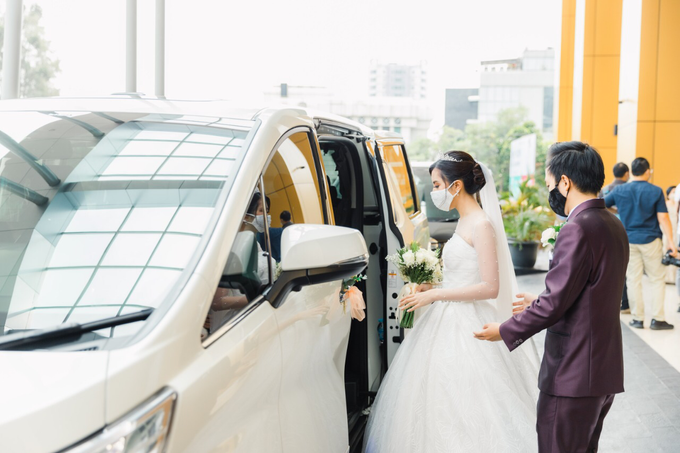 Wedding Day Dirga and Deviani by Luminous Bridal Boutique - 017 Wedding Day Dirga and Deviani by Luminous Bridal Boutique - 017