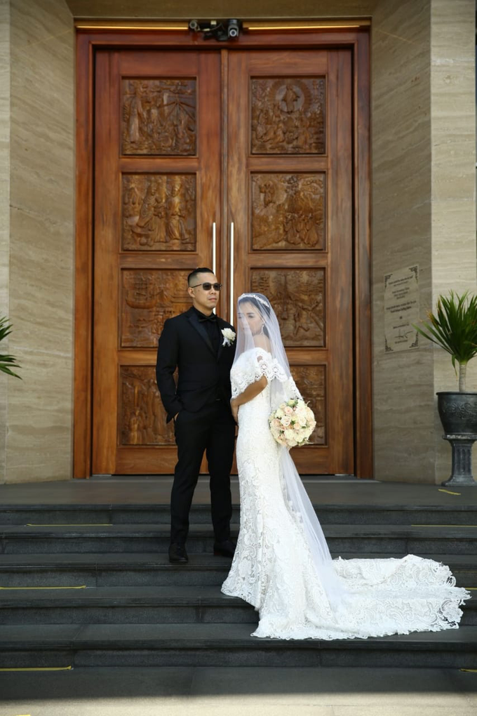 Wedding Day Harry and Angga by Luminous Bridal Boutique - 003 Wedding Day Harry and Angga by Luminous Bridal Boutique - 003