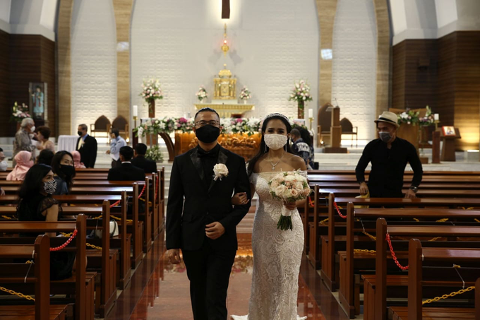 Wedding Day Harry and Angga by Luminous Bridal Boutique - 006 Wedding Day Harry and Angga by Luminous Bridal Boutique - 006