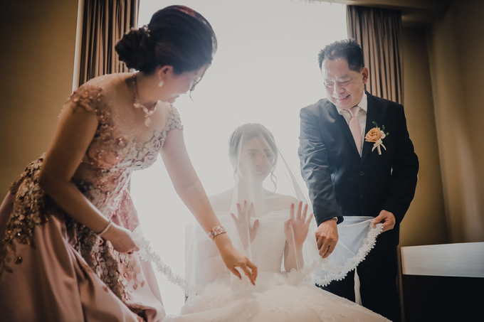 Wedding Day Stefan and Evelyn by Luminous Bridal Boutique - 003 Wedding Day Stefan and Evelyn by Luminous Bridal Boutique - 003