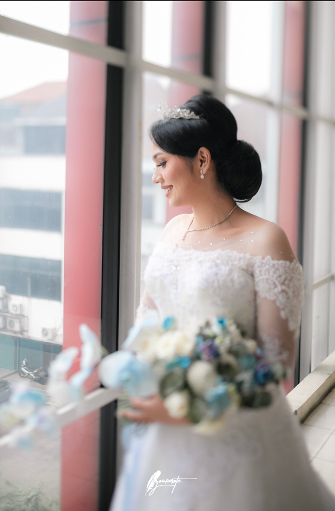 Wedding Day Brian and Caroline by Luminous Bridal Boutique - 001 Wedding Day Brian and Caroline by Luminous Bridal Boutique - 001