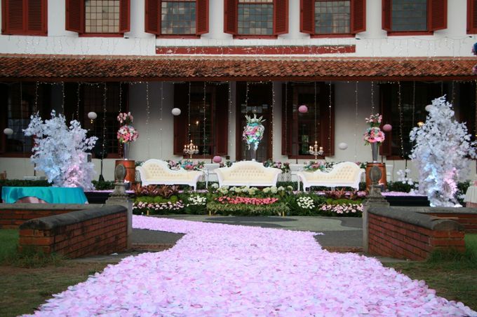 marsel and yanty wedding by Kreativ Things Wedding Planner & Organizer - 026 marsel and yanty wedding by Kreativ Things Wedding Planner & Organizer - 026