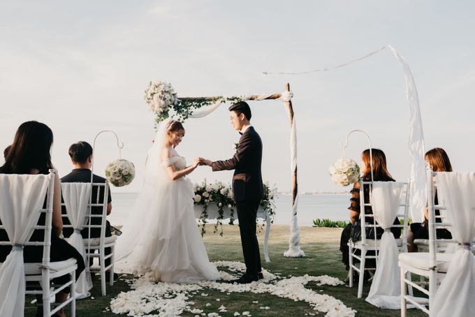 Wedding at Four Season Bali by Four Seasons Resort Bali at Jimbaran Bay - 001 Wedding at Four Season Bali by Four Seasons Resort Bali at Jimbaran Bay - 001