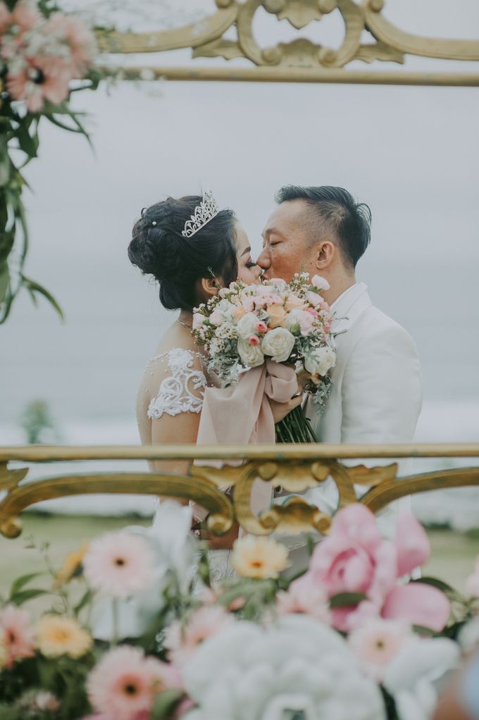 Intimate Wedding of Indah & Deven by Delapan Bali Event & Wedding - 013 Intimate Wedding of Indah & Deven by Delapan Bali Event & Wedding - 013