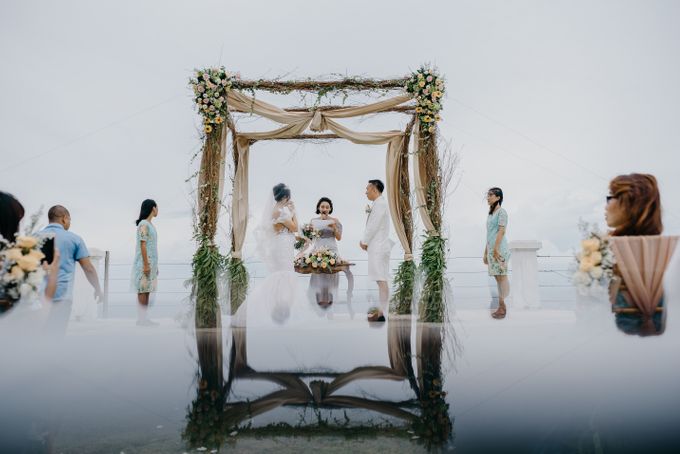 Intimate Wedding of Indah & Deven by Delapan Bali Event & Wedding - 014 Intimate Wedding of Indah & Deven by Delapan Bali Event & Wedding - 014