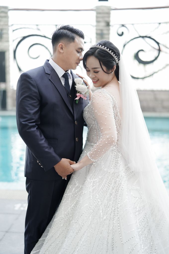 Wedding Day Tony & Meliana by Ovan Putri Bridal and Makeup - 016