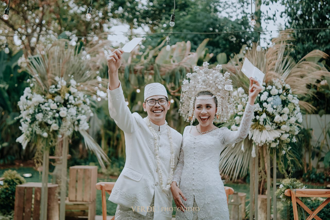 Puteri & Zaki Wedding Akad And Reception by AVIARY Bintaro - 004