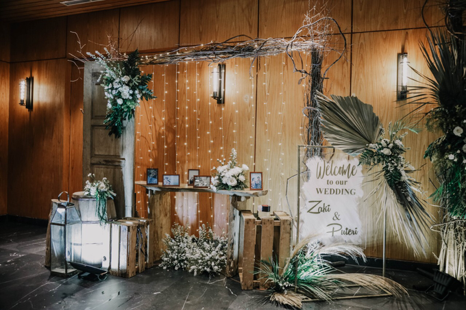 Puteri & Zaki Wedding Akad And Reception by AVIARY Bintaro - 019