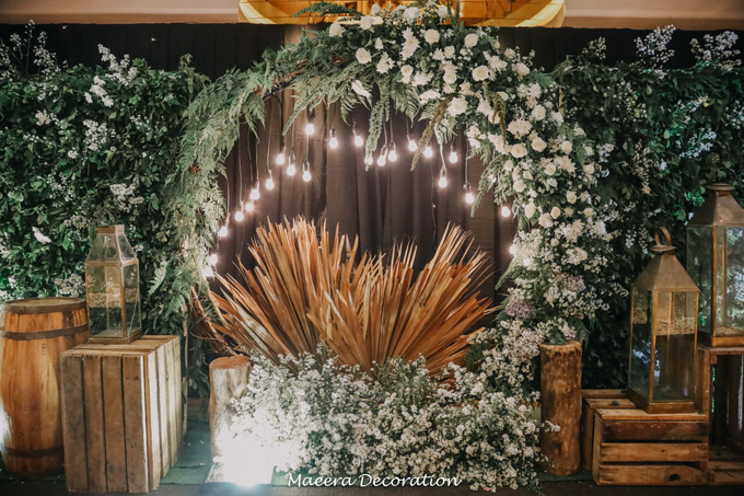 Putra & Naida Wedding by Maeera Decoration - 014