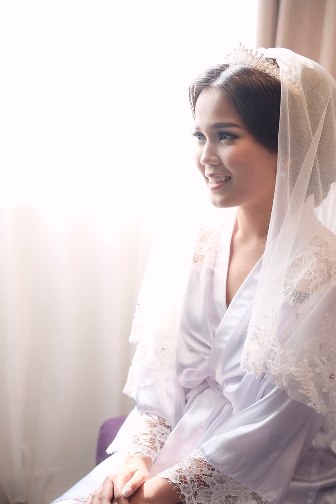 Makeup and Hairdo for Grendy & Magdalena Wedding by Magdalena Young Bridal - 001 Makeup and Hairdo for Grendy & Magdalena Wedding by Magdalena Young Bridal - 001