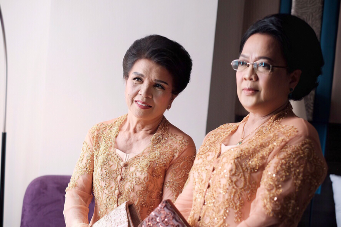 Makeup and Hairdo for Grendy & Magdalena Wedding by Magdalena Young Bridal - 005 Makeup and Hairdo for Grendy & Magdalena Wedding by Magdalena Young Bridal - 005
