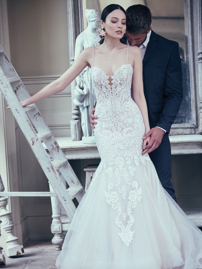 Wedding Gowns on SALE by Makeupwifstyle - 005 Wedding Gowns on SALE by Makeupwifstyle - 005