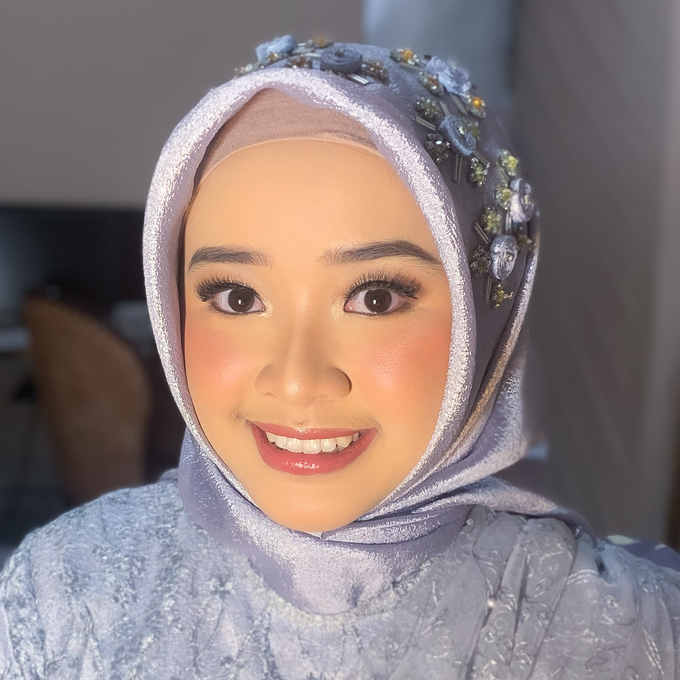 Bridesmaid Make Up by Make Up by Mutiara Fallahdani - 015 Bridesmaid Make Up by Make Up by Mutiara Fallahdani - 015