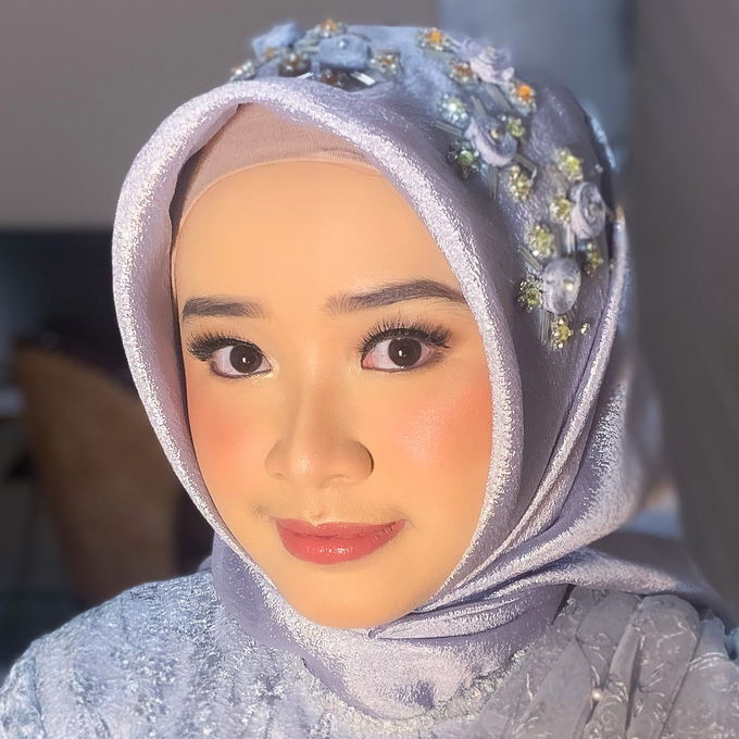 Bridesmaid Make Up by Make Up by Mutiara Fallahdani - 014 Bridesmaid Make Up by Make Up by Mutiara Fallahdani - 014