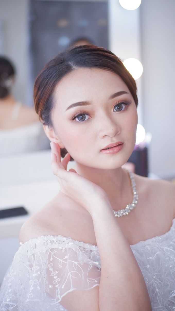 Glam Wedding Makeup Look by Cynthia Zhang - 001