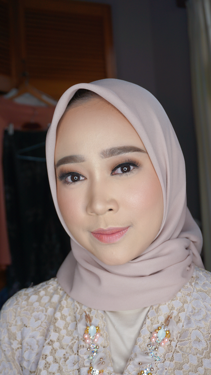 Engagement Makeup for Ms. Prieta by Makeupbyamhee - 009