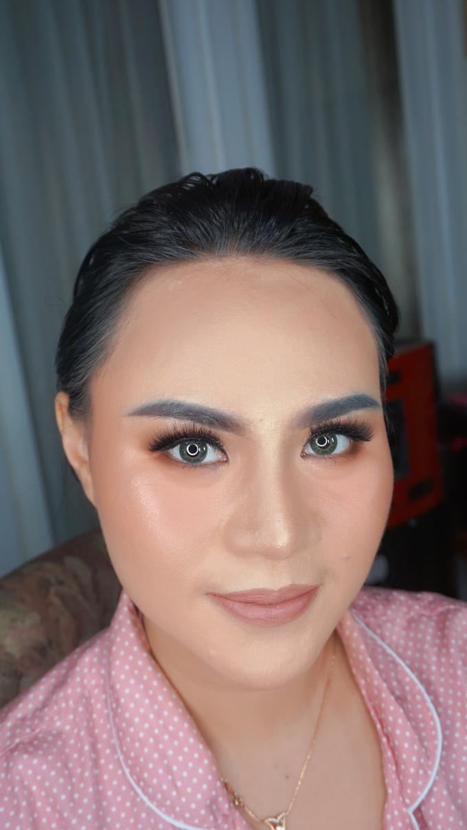 Glowing makeup for Mrs. Amalia by Makeupbyamhee - 011