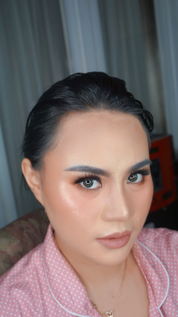 Glowing makeup for Mrs. Amalia by Makeupbyamhee - 012