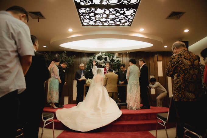 The Wedding of Junio & Priscillia by Laurent Agustine by LOTA - 021 The Wedding of Junio & Priscillia by Laurent Agustine by LOTA - 021