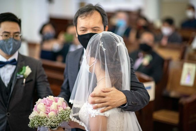 St Andrew's Cathedral Wedding by GrizzyPix Photography - 011