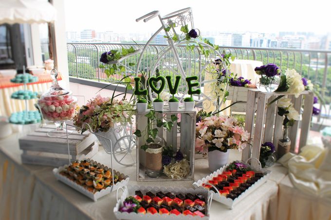 Rustic Wedding Dessert Table by Manna Pot Catering - 011 Rustic Wedding Dessert Table by Manna Pot Catering - 011