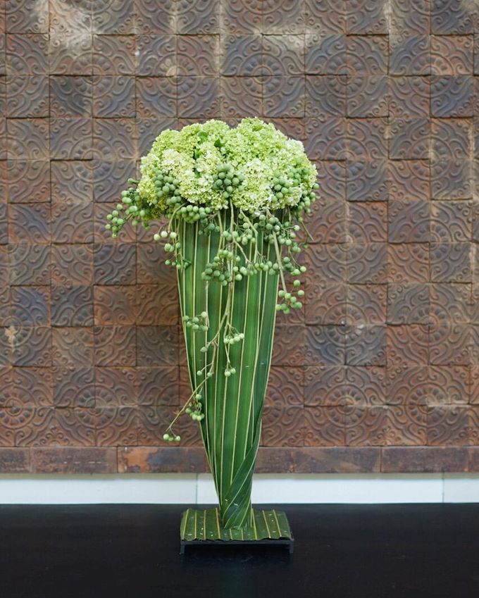 Balinese Floral Centrepieces by Make A Scene! Bali - 008 Balinese Floral Centrepieces by Make A Scene! Bali - 008