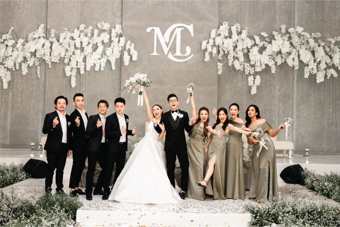 Michael & Cindy Wedding Decoration at Pullman Grand Ballroom, Bandung by MY MUSE BY YOFI - 024