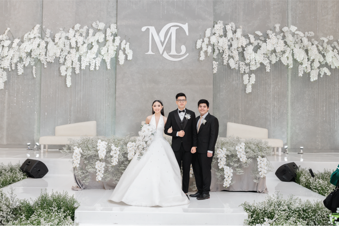 Michael & Cindy Wedding Decoration at Pullman Grand Ballroom, Bandung by Valentine Wedding Decoration - 025