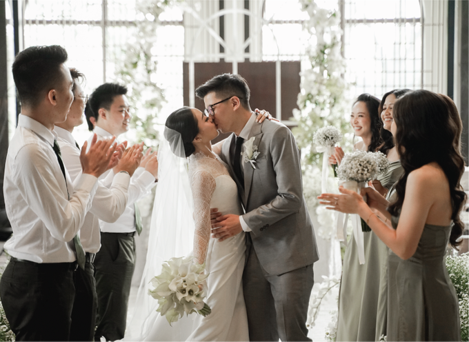 Michael & Cindy Wedding Decoration at Pullman Grand Ballroom, Bandung by MY MUSE BY YOFI - 005