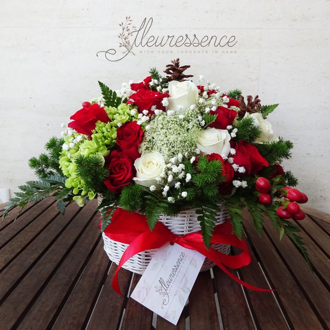 FLOWER BASKET AND VASE by Fleuressence - 004 FLOWER BASKET AND VASE by Fleuressence - 004