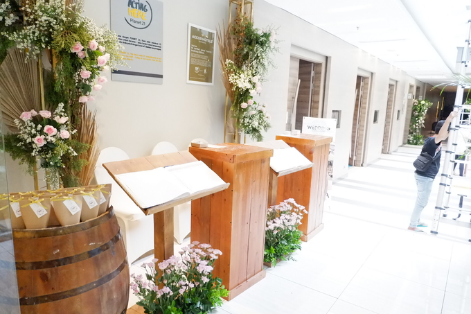 Lobby Area Wedding Kiki & Chynthia by Mercure Jakarta Sabang - 005 Lobby Area Wedding Kiki & Chynthia by Mercure Jakarta Sabang - 005