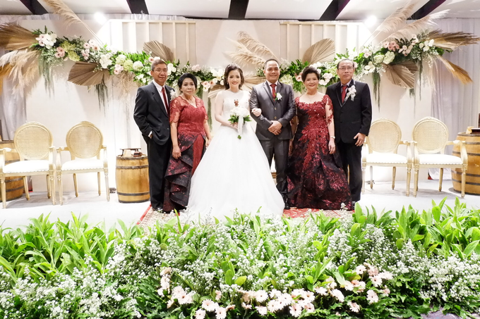 Lobby Area Wedding Kiki & Chynthia by Mercure Jakarta Sabang - 016 Lobby Area Wedding Kiki & Chynthia by Mercure Jakarta Sabang - 016
