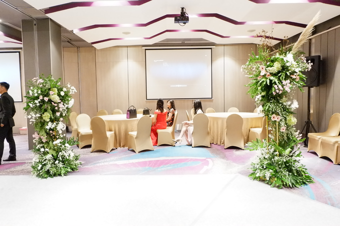 Lobby Area Wedding Kiki & Chynthia by Mercure Jakarta Sabang - 019 Lobby Area Wedding Kiki & Chynthia by Mercure Jakarta Sabang - 019