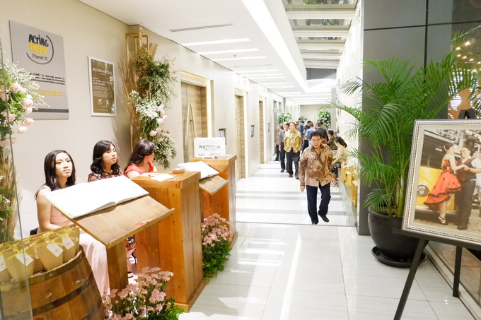 Lobby Area Wedding Kiki & Chynthia by Mercure Jakarta Sabang - 028 Lobby Area Wedding Kiki & Chynthia by Mercure Jakarta Sabang - 028